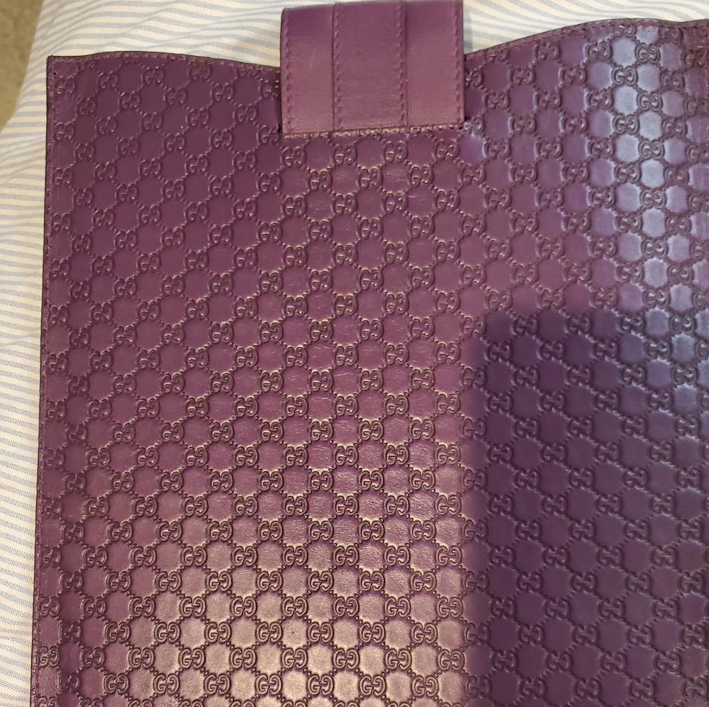 Authentic Gucci Logo Guccissima Leather Ipad Cover